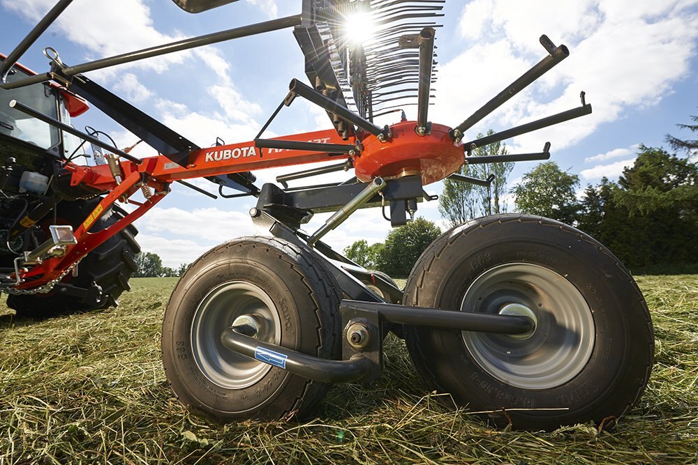 Kubota RA1000 / Kverneland 9000Kubota Rakes Kubota North Sales & Service