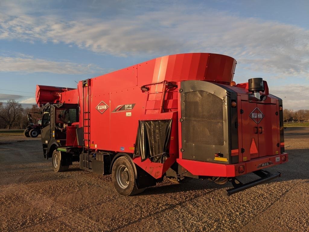 2019 Kuhn SPW25 TMR MixerAll Used Items in Ontario, Stoltz Sales and Service, Elmira