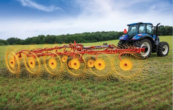 New Holland ProCart™ and ProCart™ Plus Deluxe Carted Wheel Rakes