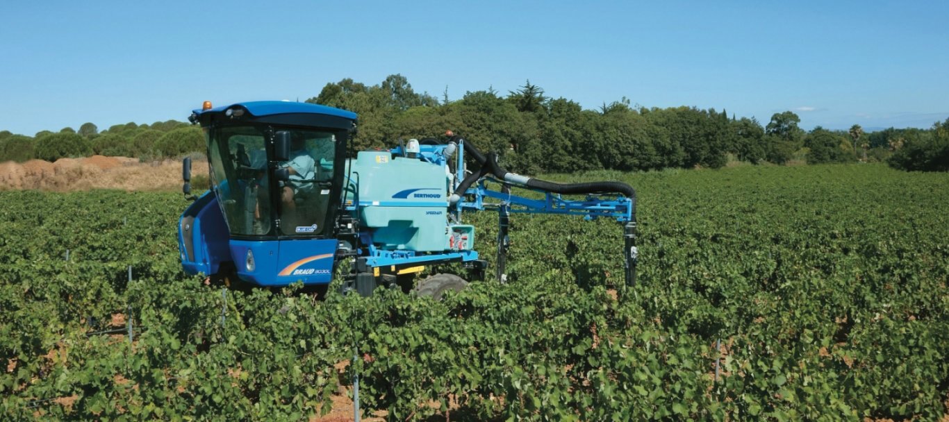 New Holland Braud Compact Series Grape Harvester Braud 8030L