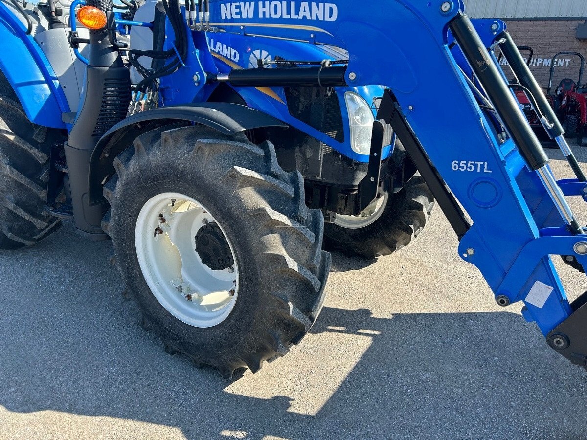 2017 New Holland T4.110