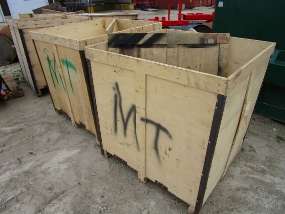 SHIPPING CRATES
