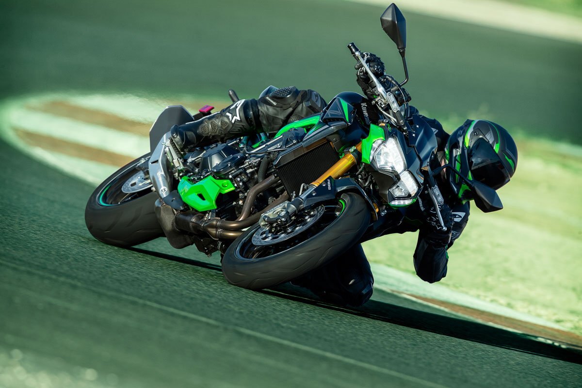 2022 Kawasaki Z900 SE