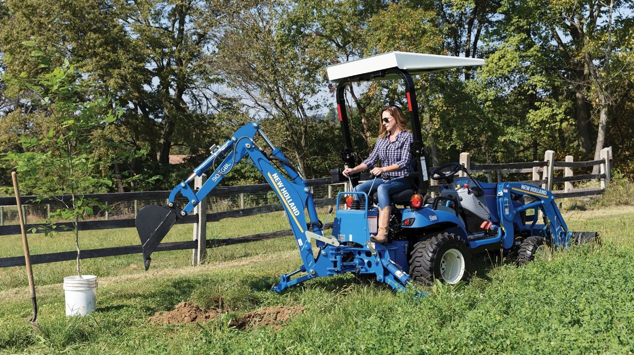 New Holland WORKMASTER™ 25S Sub Compact WORKMASTER™ 25S Open Air + 160GMS MOWER