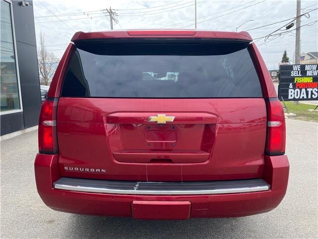 2015 CHEVROLET SUBURBAN 1500 LTZ 4X4 THIRD ROW SEATING W/SUNROOF, LEATHER SEATS, HEATED SEATS, HEATED STEERING WHEEL, REMOTE START, REAR VIEW CAMERA & DVD PLAYERS!!