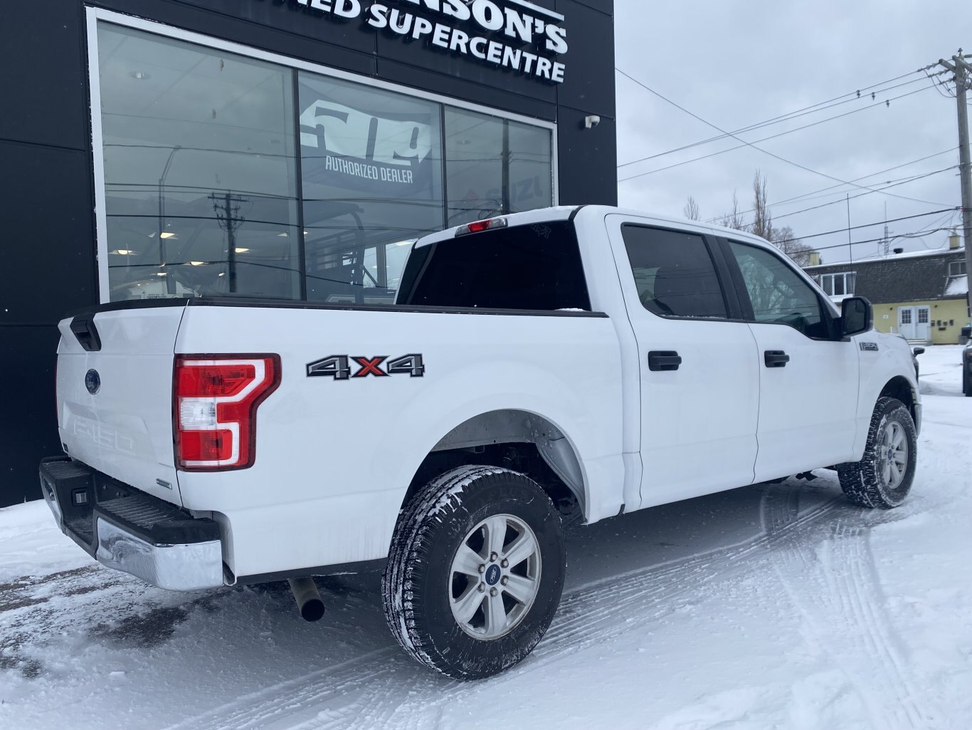 2020 FORD F 150 XLT 4X4 SUPERCREW WITH REAR VIEW CAMERA!! ( PREVIOUS RENTAL )