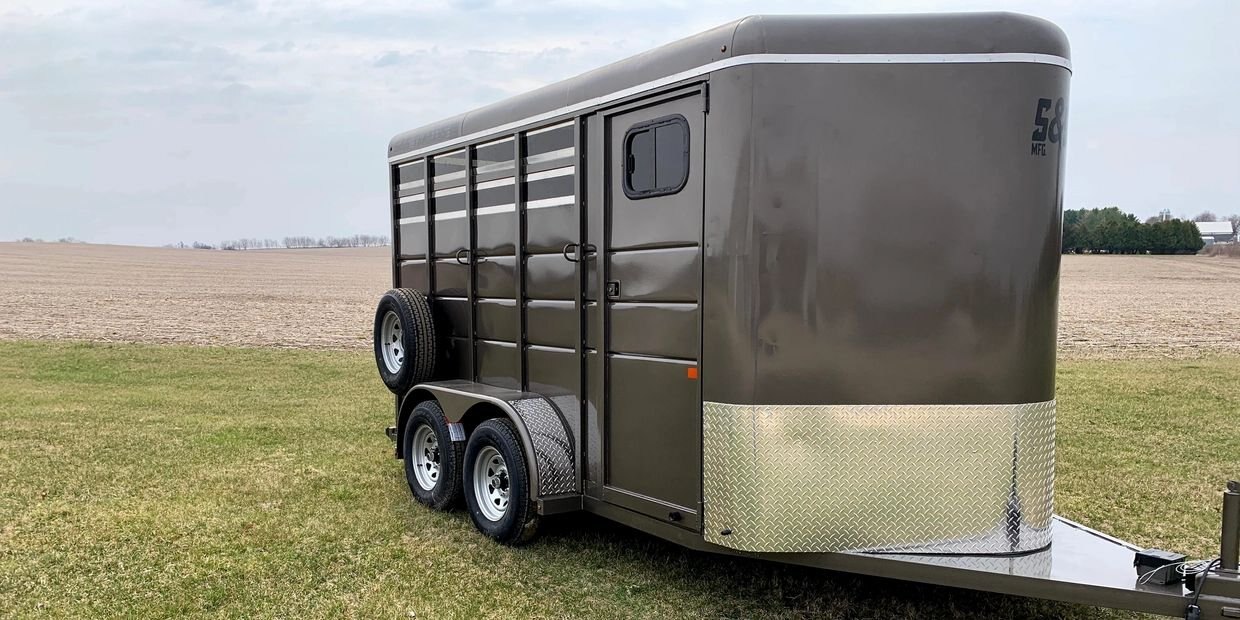S&S Trailers Show Horse Trailers