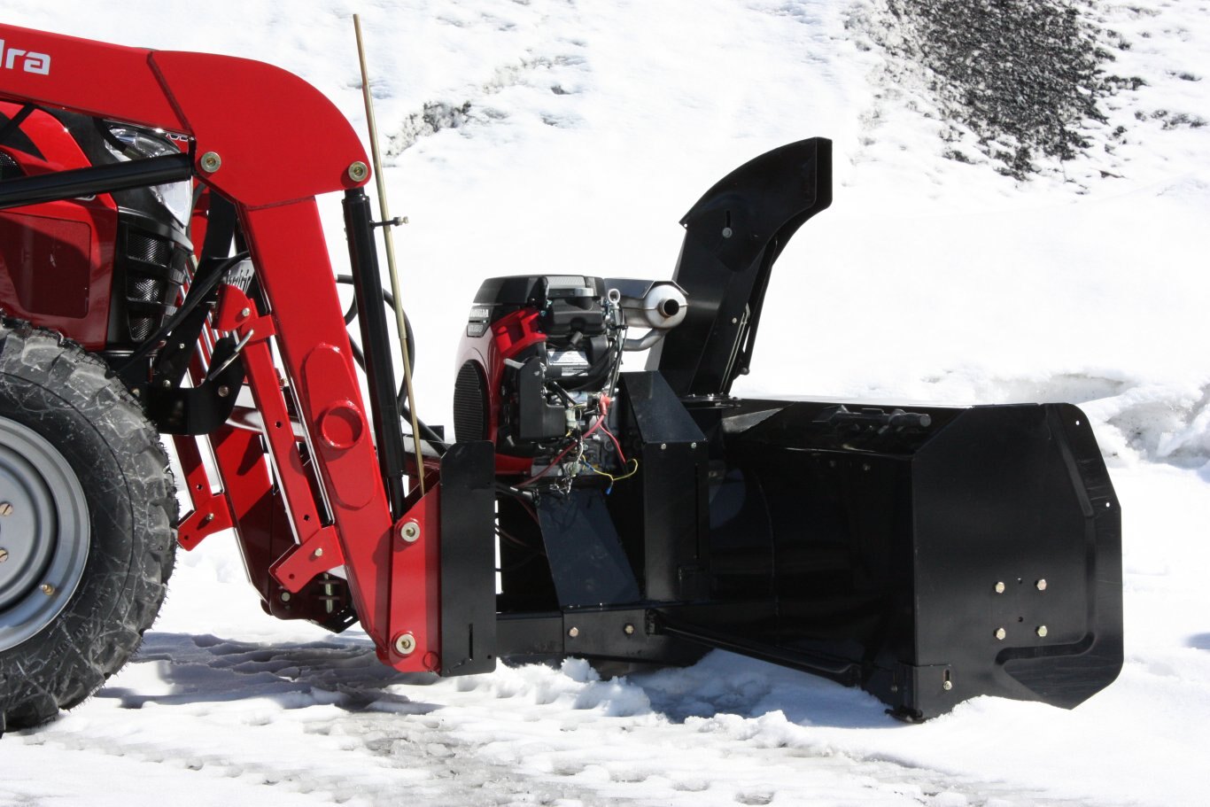 Bercomac 48 Versatile Plus Snowblower for tractors equipped with Skid Steer style attach