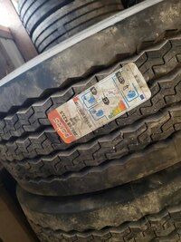 0 ***MANUFACTURER NOT SPECIFIED*** 385/65R22.5