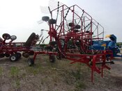 Farm King 780 Twin Rotor Rake