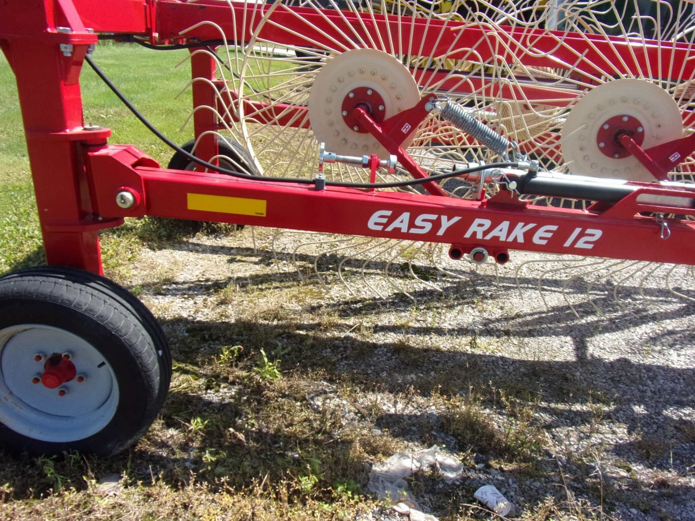 Farm King 12 Wheel Easy Rake