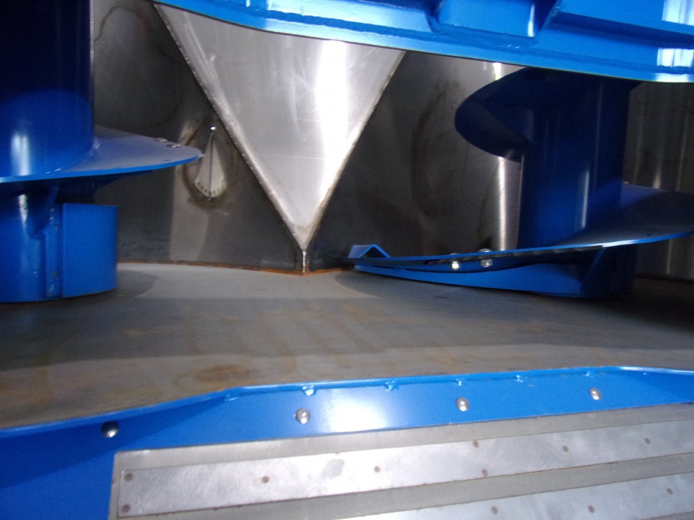 Rissler V995 Vertical Tmr Mixer