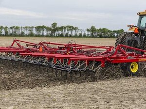 Sunflower 5135  THREE-SECTION FIELD CULTIVATORS