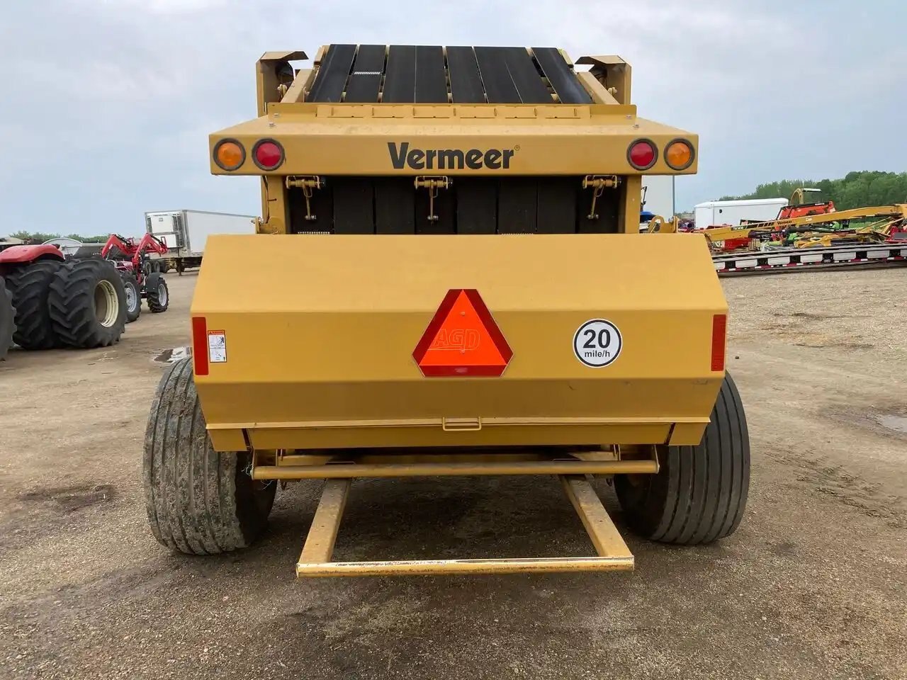 2021 Vermeer 605N Select
