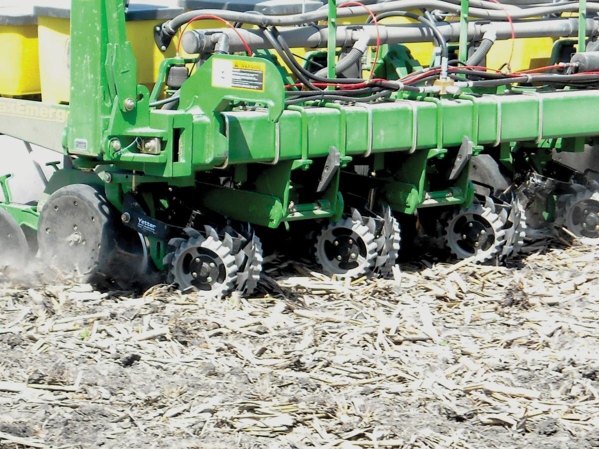 Yetter 2967 042A Floating Residue Manager John Deere Coulters