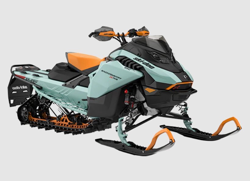 2024 Ski Doo Backcountry X RS Neo Mint