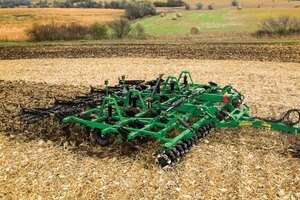 Finding the Optimal Depth: Decoding the Art of Chisel Plowing