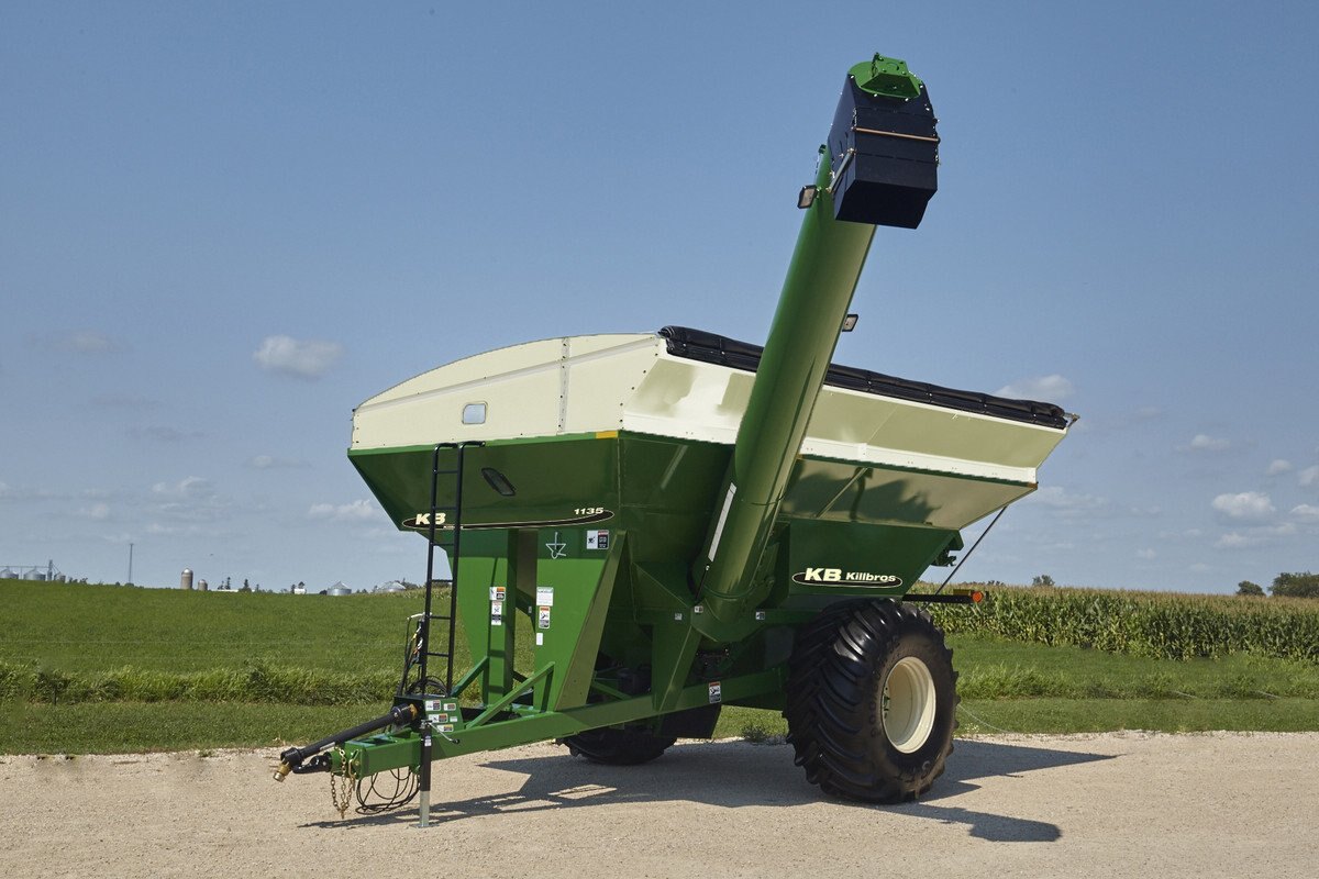 Grain Carts Ag World Equipment Farm Equipment in Kinistino