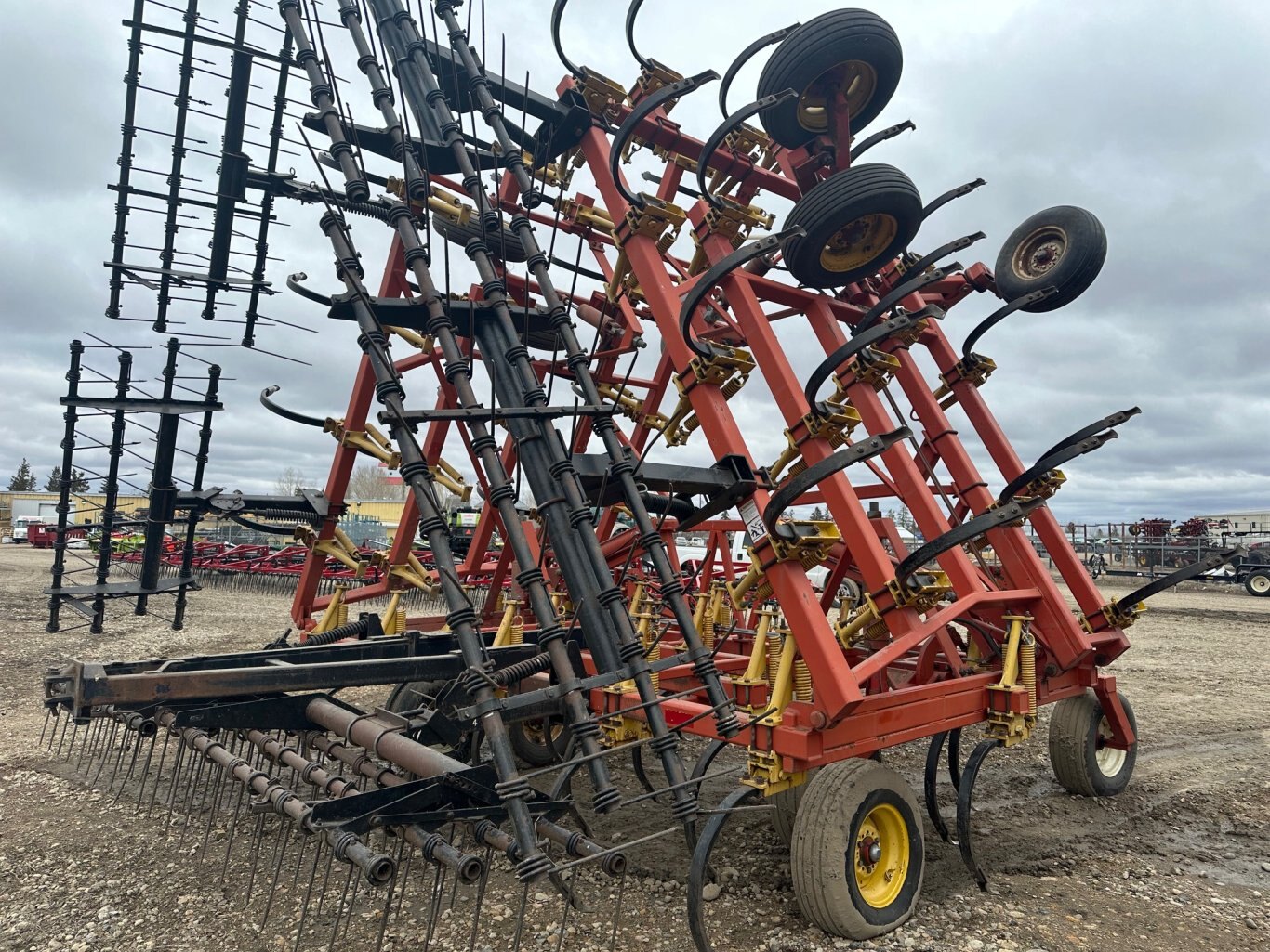 1999 Bourgault 8810, 40 ft, 10 Sp
