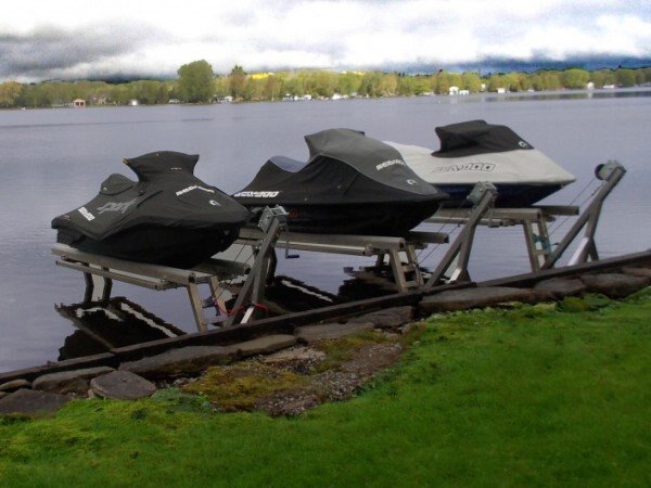 USED Naylor A1250 PWC Lift Used SeaDoo Lift Electric Cantilever
