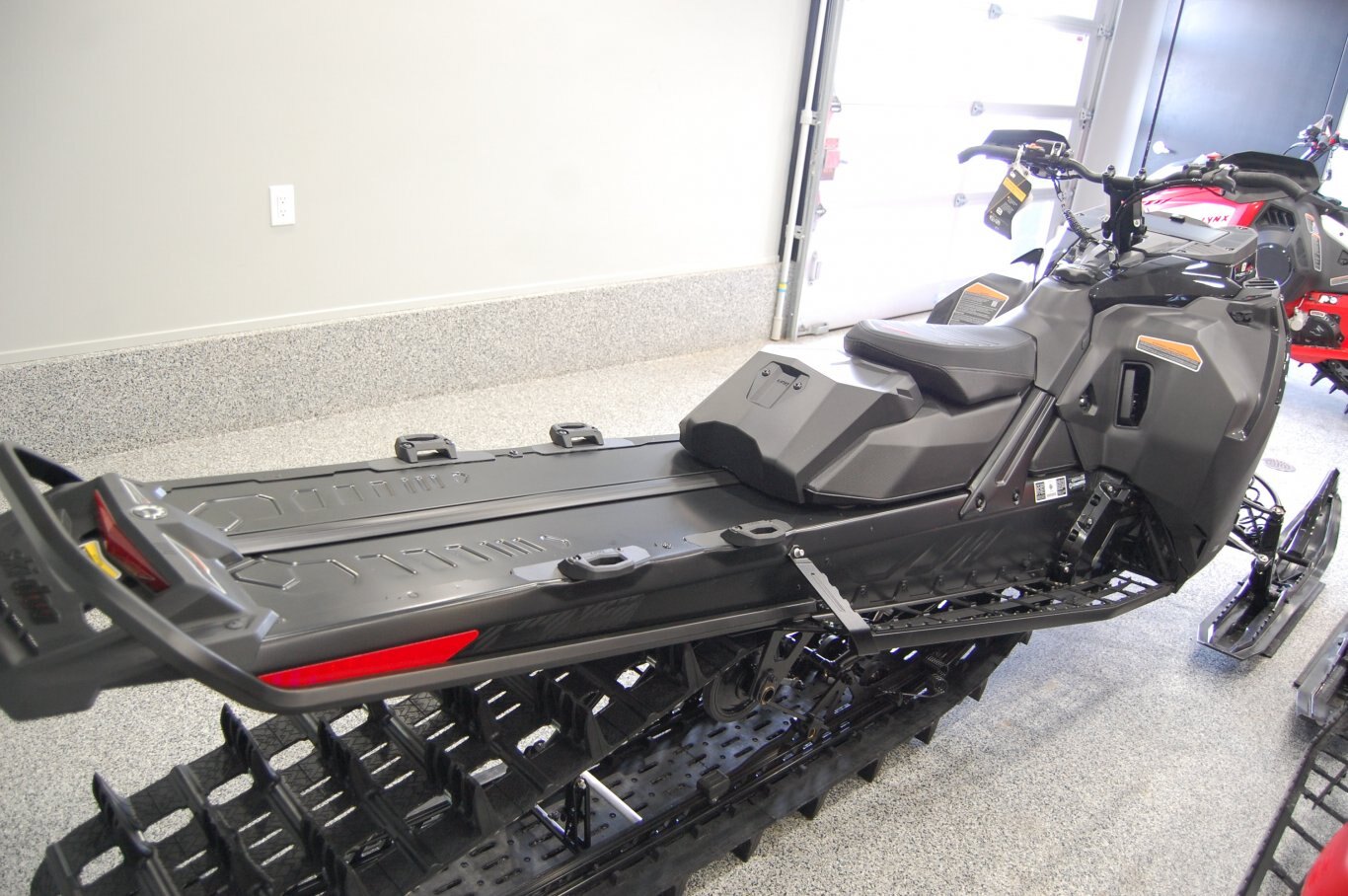 2023 Ski Doo Summit X with Expert Package Rotax® 850 E TEC® 175