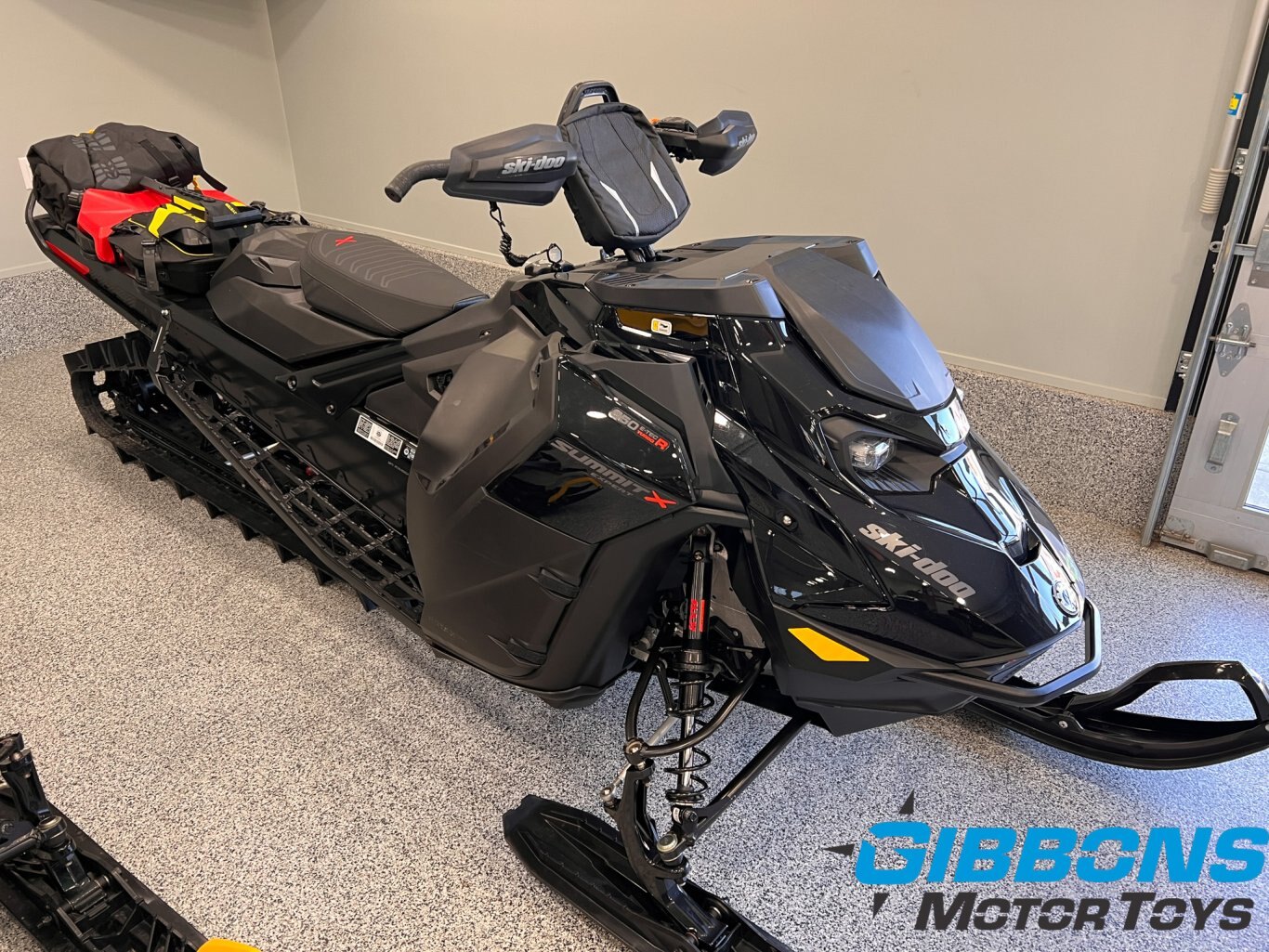 2024 Ski-Doo Summit X with Expert Package 165 Rotax® 850 E-TEC® Turbo R timeless black painted