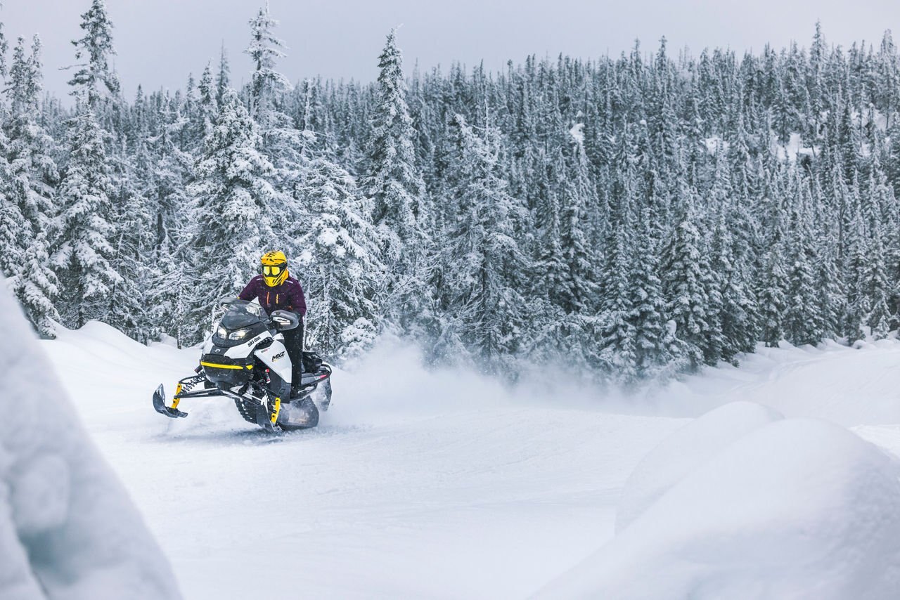 2024 Ski Doo MXZ Adrenaline with Blizzard Package