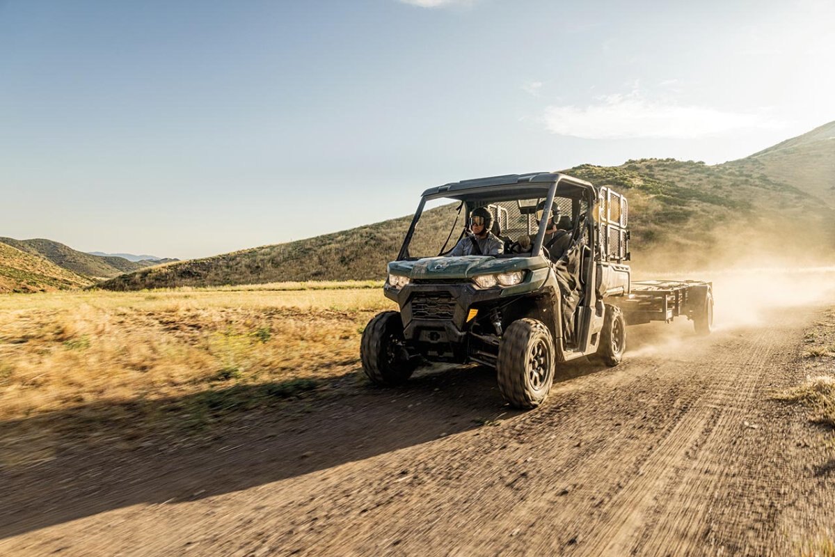 2024 Can Am Defender DPS HD7