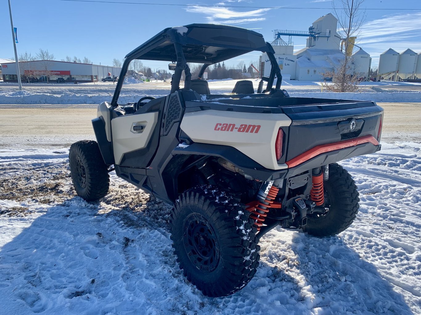 Used 2023 Can Am Commander XT P 1000R
