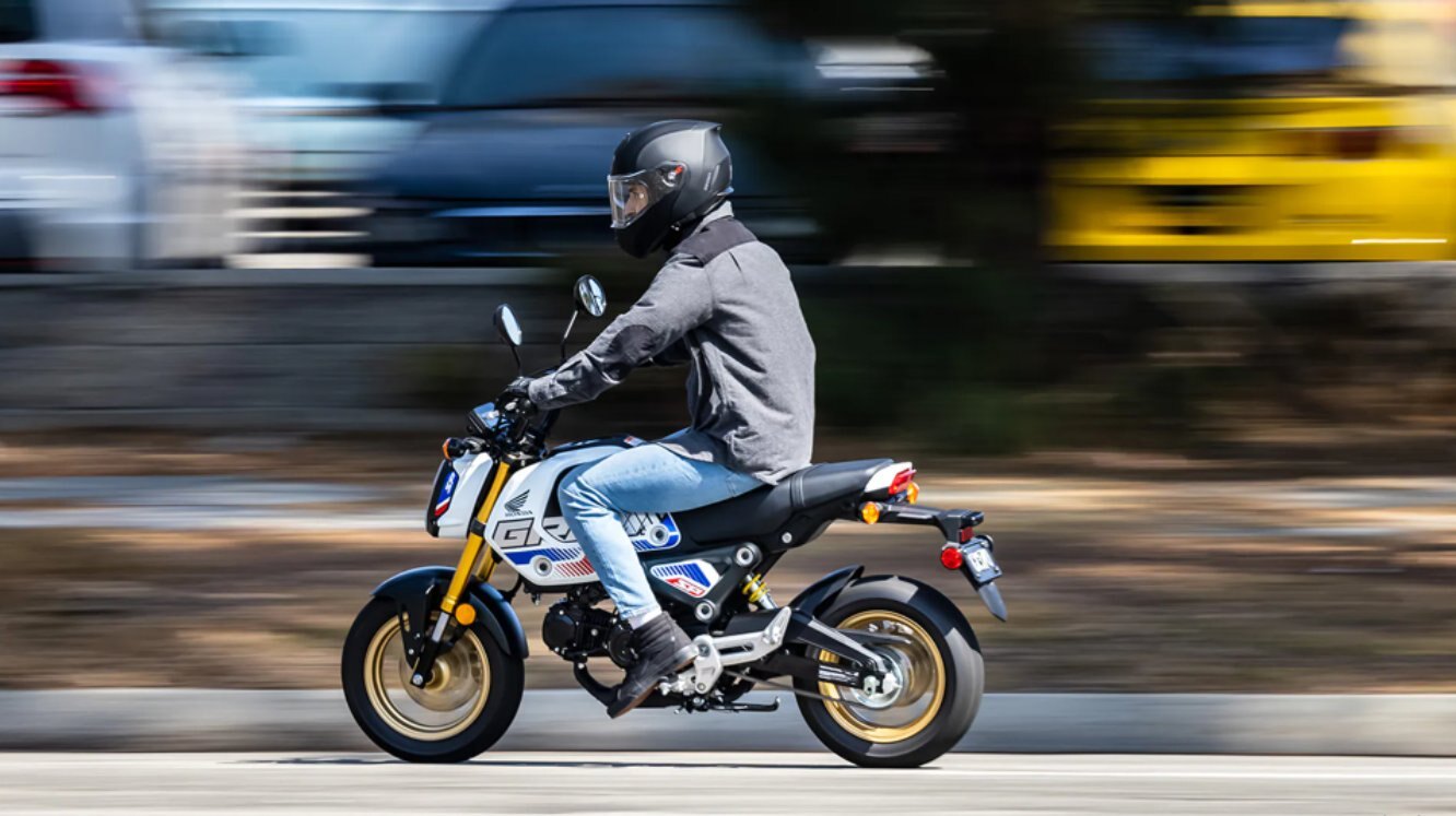 23 Honda Grom Abs Pearl Horizon White Tricolour