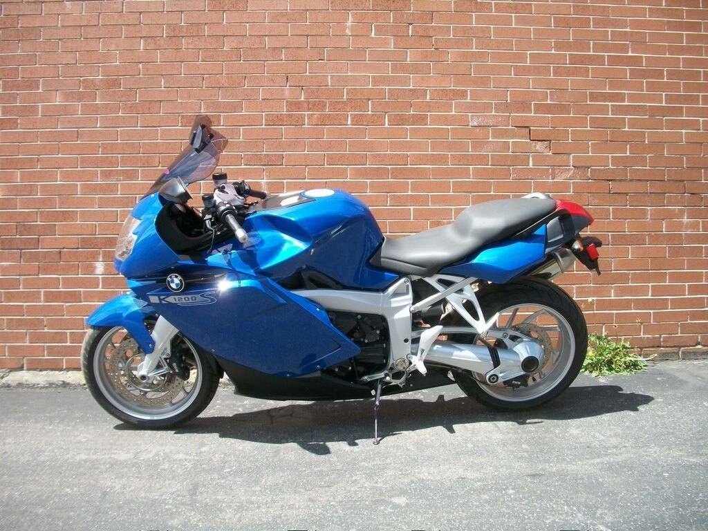 2005 BMW K1200S SOLD CONGRATULATIONS TO SIR KALE !! WELCOME TO THE WORLD OF SPORT TOURING !!! WHETHER CARVIN THROUGH THE CANYONS OR CUTIN THROUGH CITY GRID YOU WILL HAVE SMILES FOR MANY MILES WITH THANKS FROM GARY & TEAM CYCLE WORLD!!!!