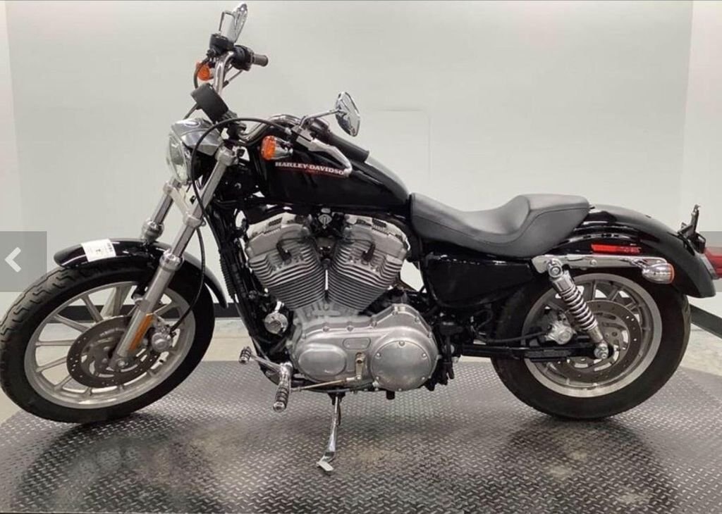 2006 Harley Davidson® XL883L