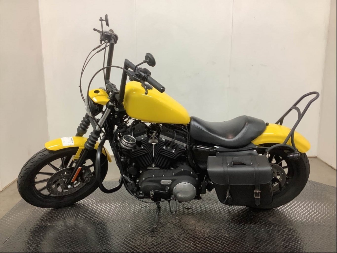 2015 Harley Davidson XL883N Iron