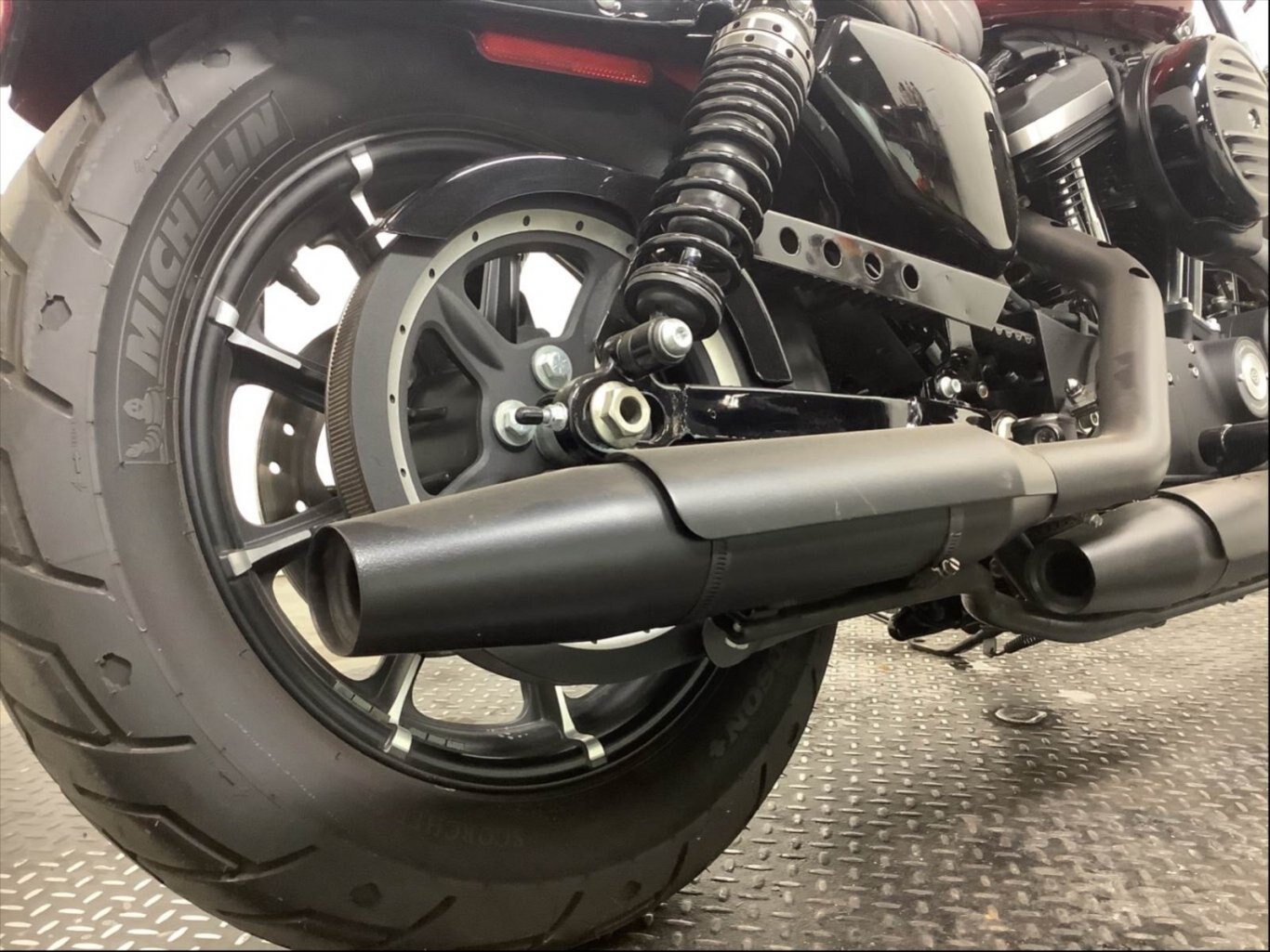 2019 Harley Davidson® XL883N Iron 883™ 