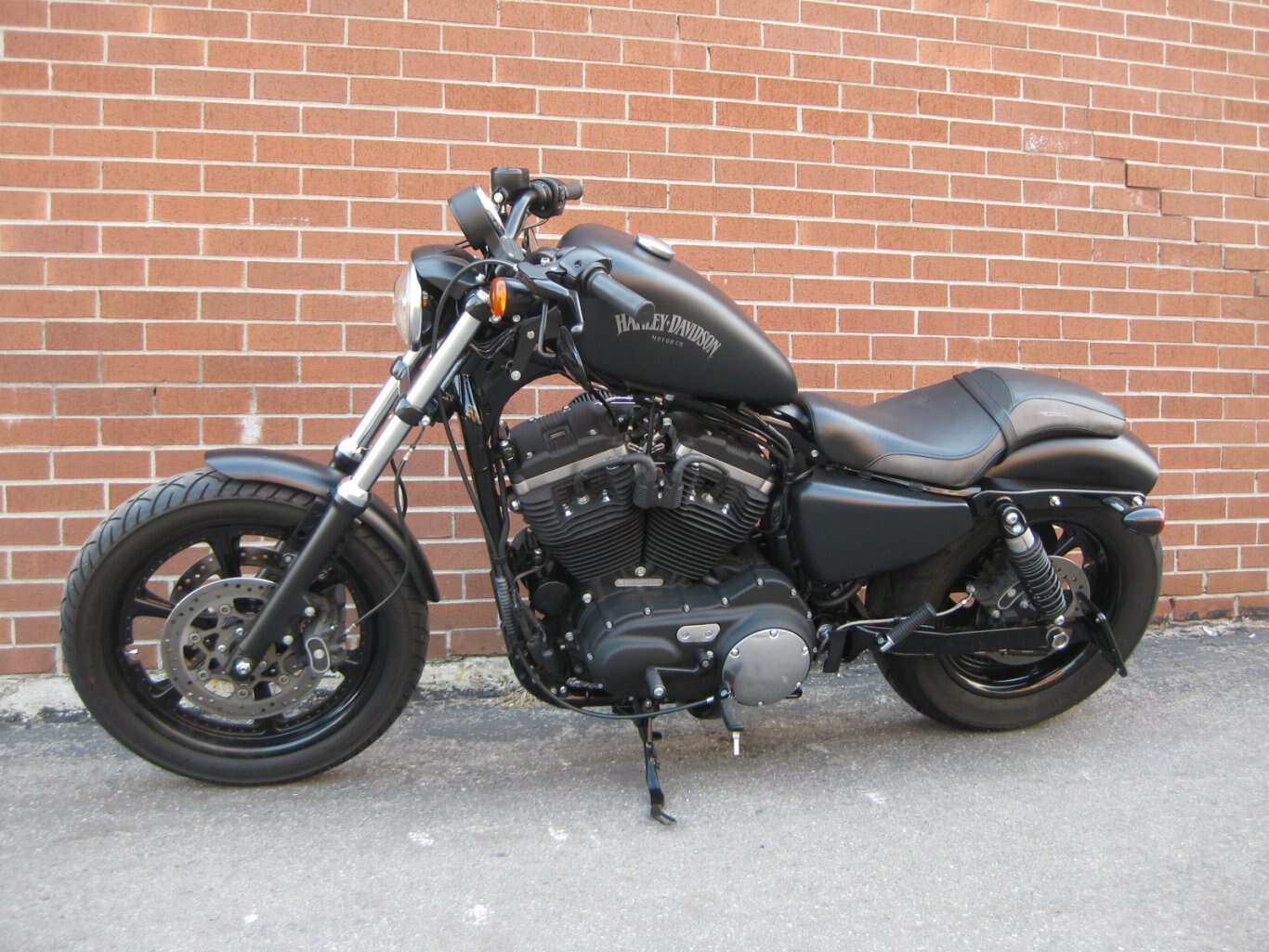 Customized 2020 Harley Davidson XL883N Iron