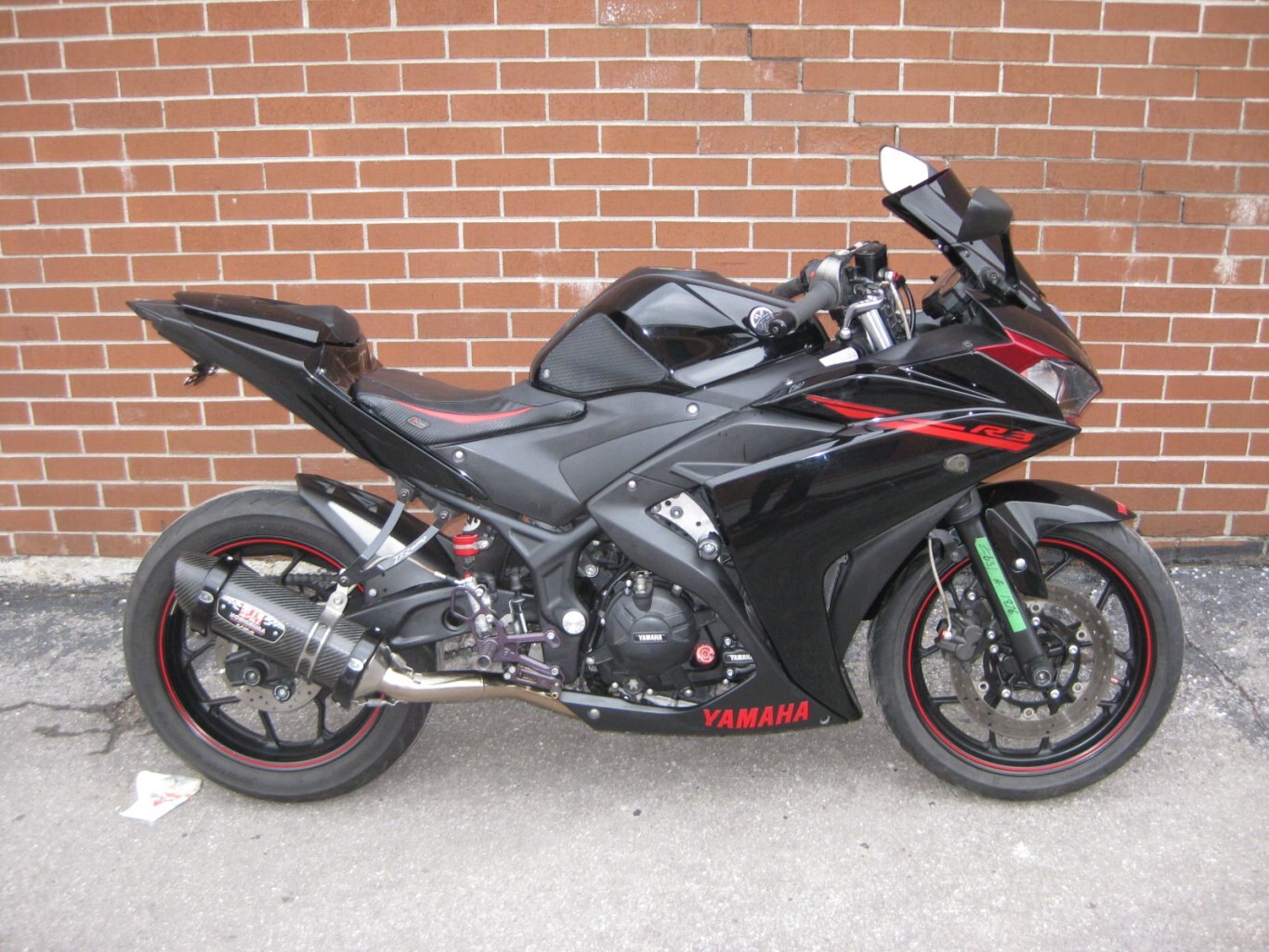 2015 Yamaha YZF-R3 - SOLD & CONGRATS NATHIFA– WELCOME TO THE “COMMUNITY MOTORCYCLING” ON THIS NICELY ACCESSORIZED “SPORTS STYLE YAMAHA R3 – MAY THE FORCE BE WITH YOU - WITH THANKS FROM GARY & “TEAM CYCLE WORLD”