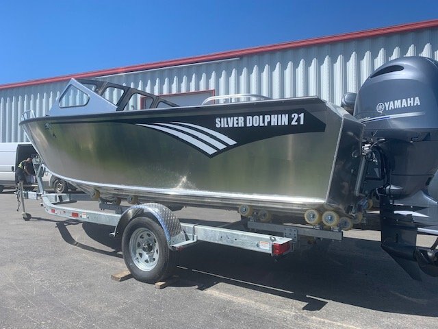 2023 Silver Dolphin 21 Bowrider