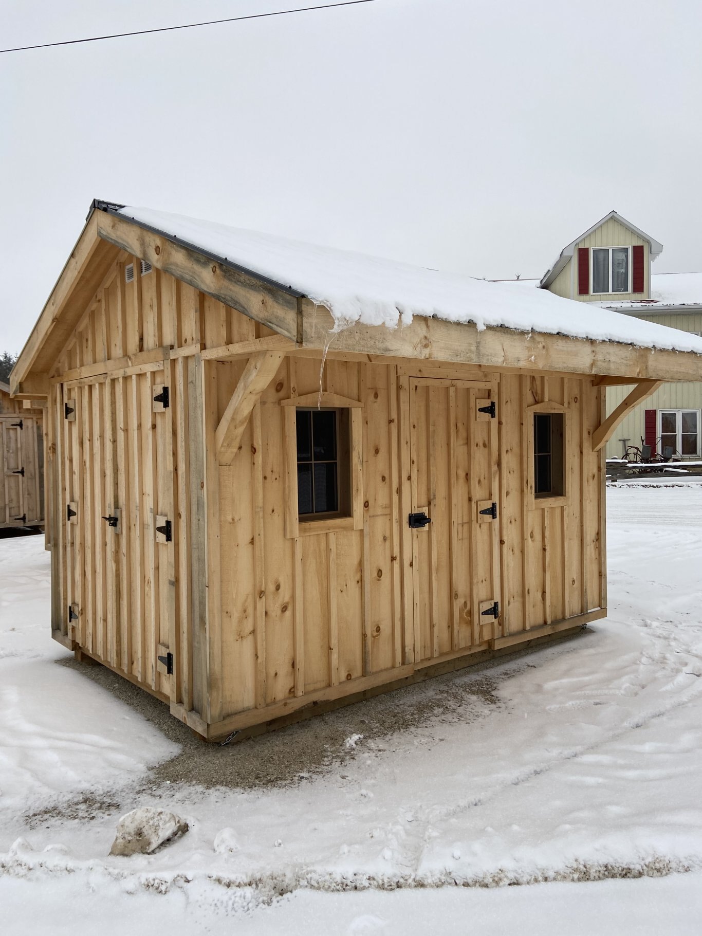 8x12 Shed with Overhang