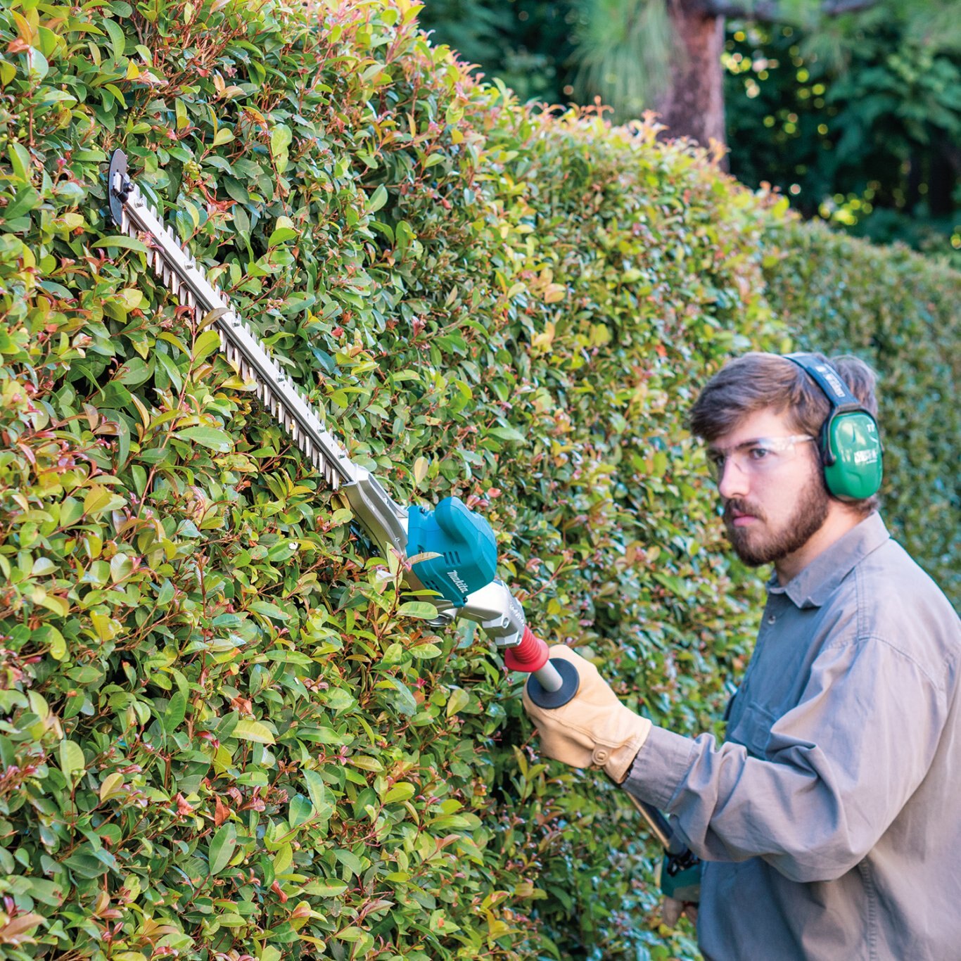 Makita 18V LXT® Lithium?Ion Brushless Cordless 20 Articulating Pole Hedge Trimmer, Tool Only