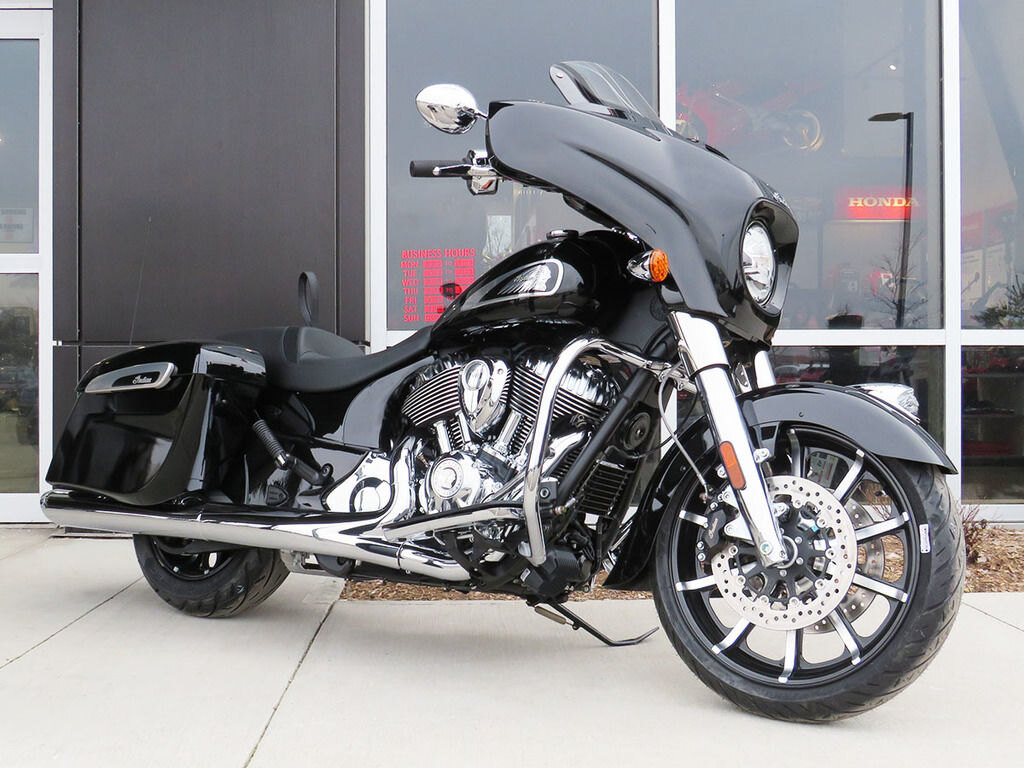 2023 Indian Motorcycle Super Chief Limited Stryker Red Metallic