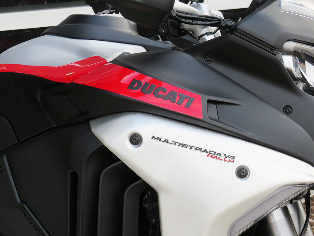 2024 Ducati Multistrada V4 Rally Brushed Aluminum & Matte Black