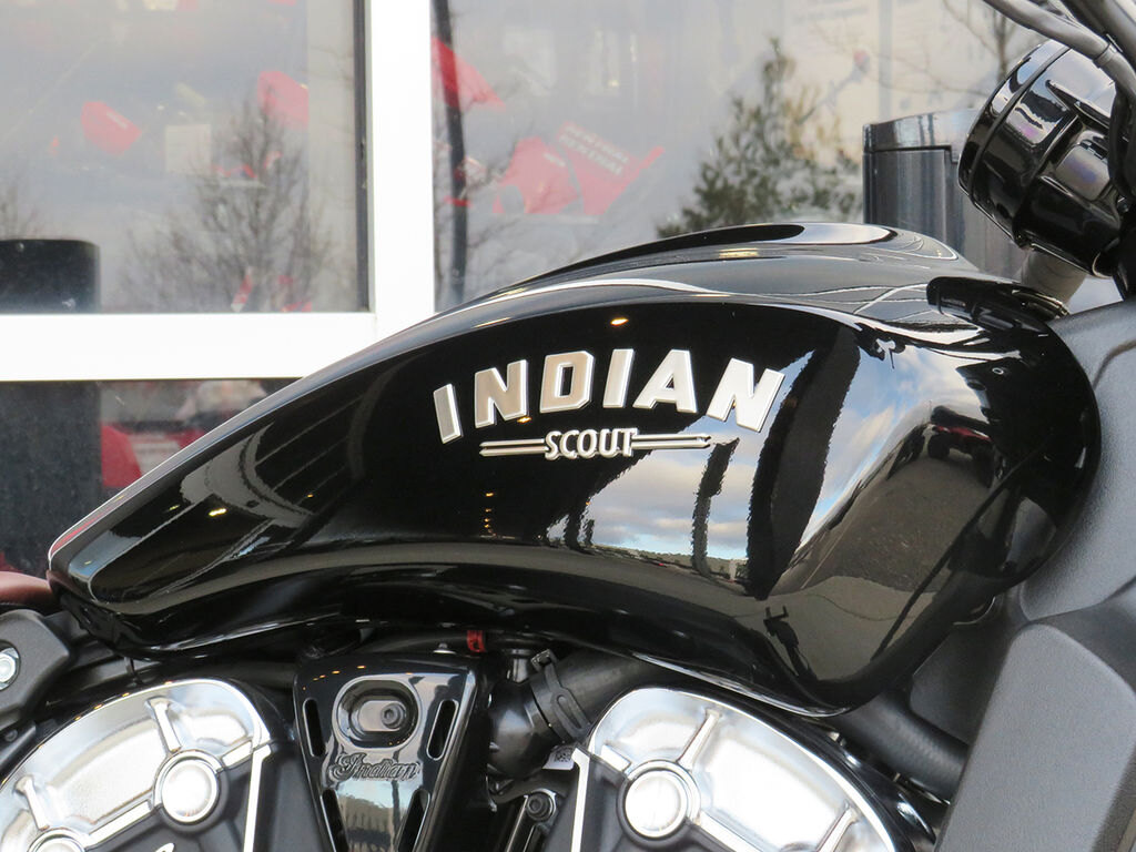 2024 Indian Motorcycle Scout Bobber ABS Black Metallic