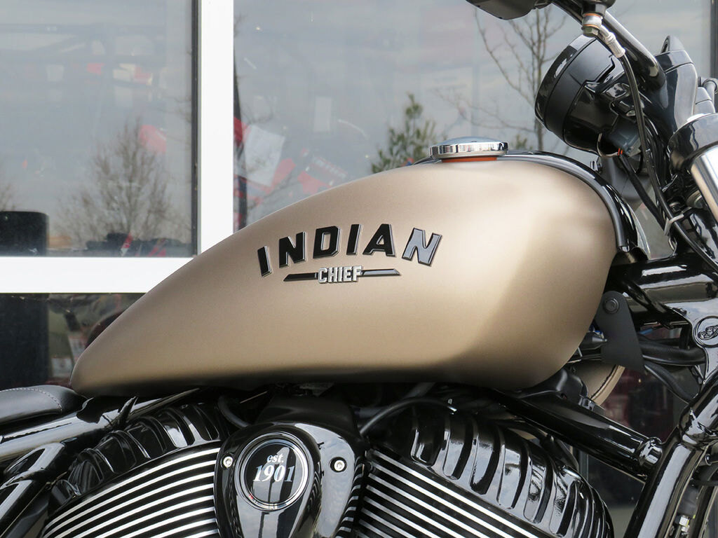2024 Indian Motorcycle Chief Dark Horse Icon Sandstone Smoke