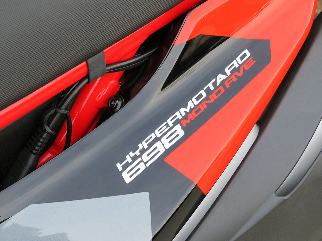 2024 Ducati Hypermotard 698 Mono RVE Graffiti