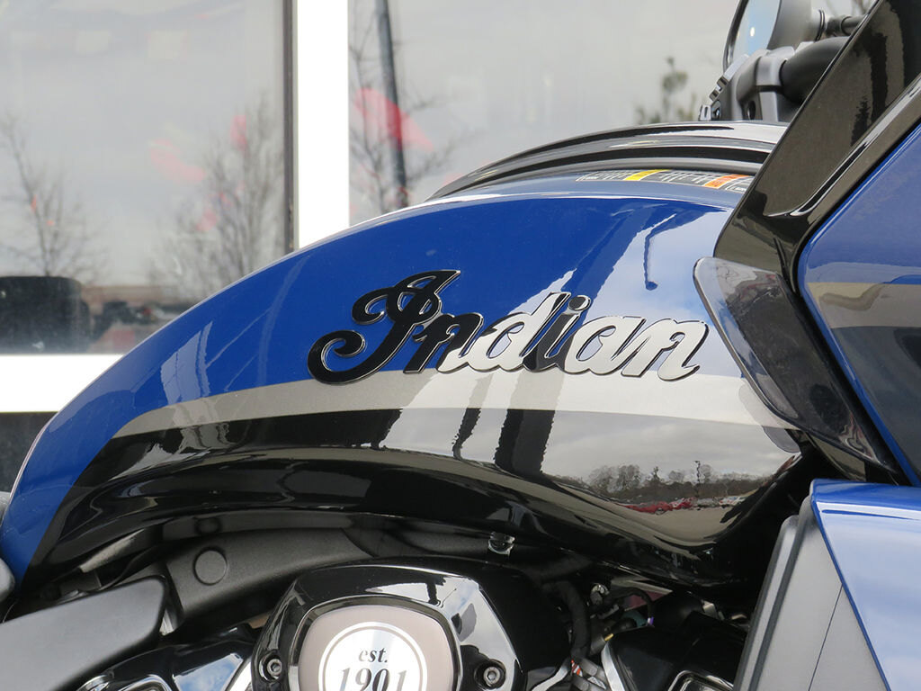 2024 Indian Motorcycle Pursuit Dark Horse with PowerBand Audio Package Springfield Blue