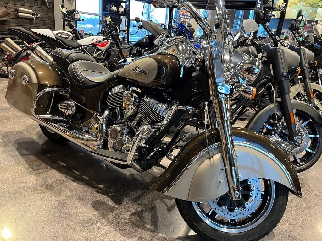 2023 Indian Motorcycle Springfield Bronze Pearl Metallic / Silver Quartz Metallic