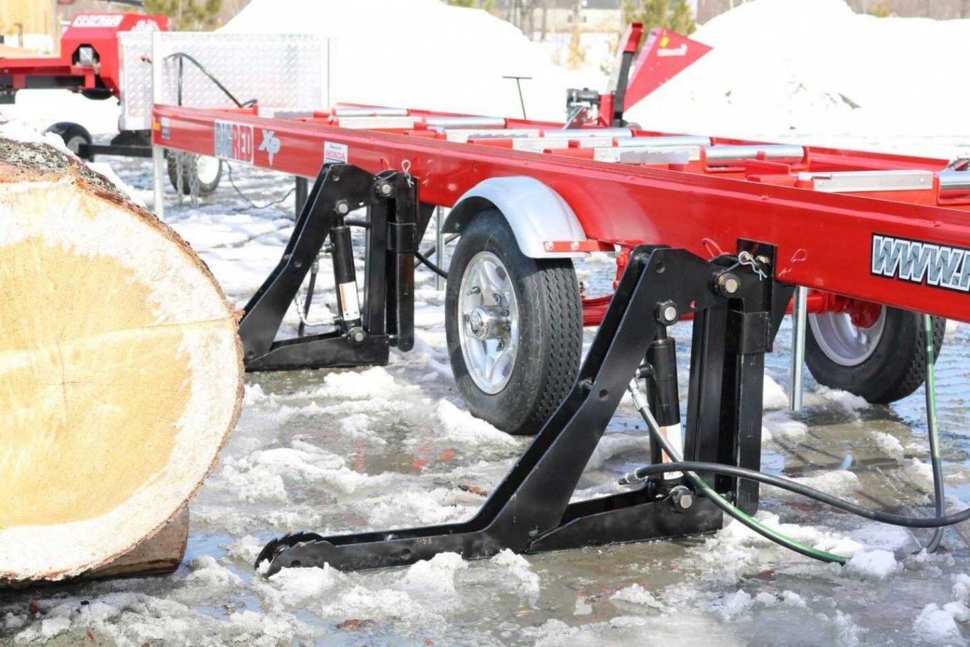 Vallee HYDRAULIC LOG LIFT FOR SAWMILLS