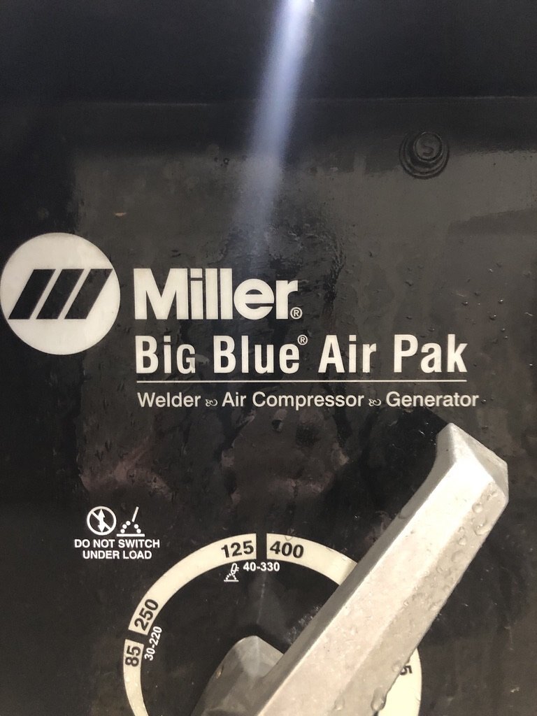 Miller Big Blue Air Pak Deluxe Welder