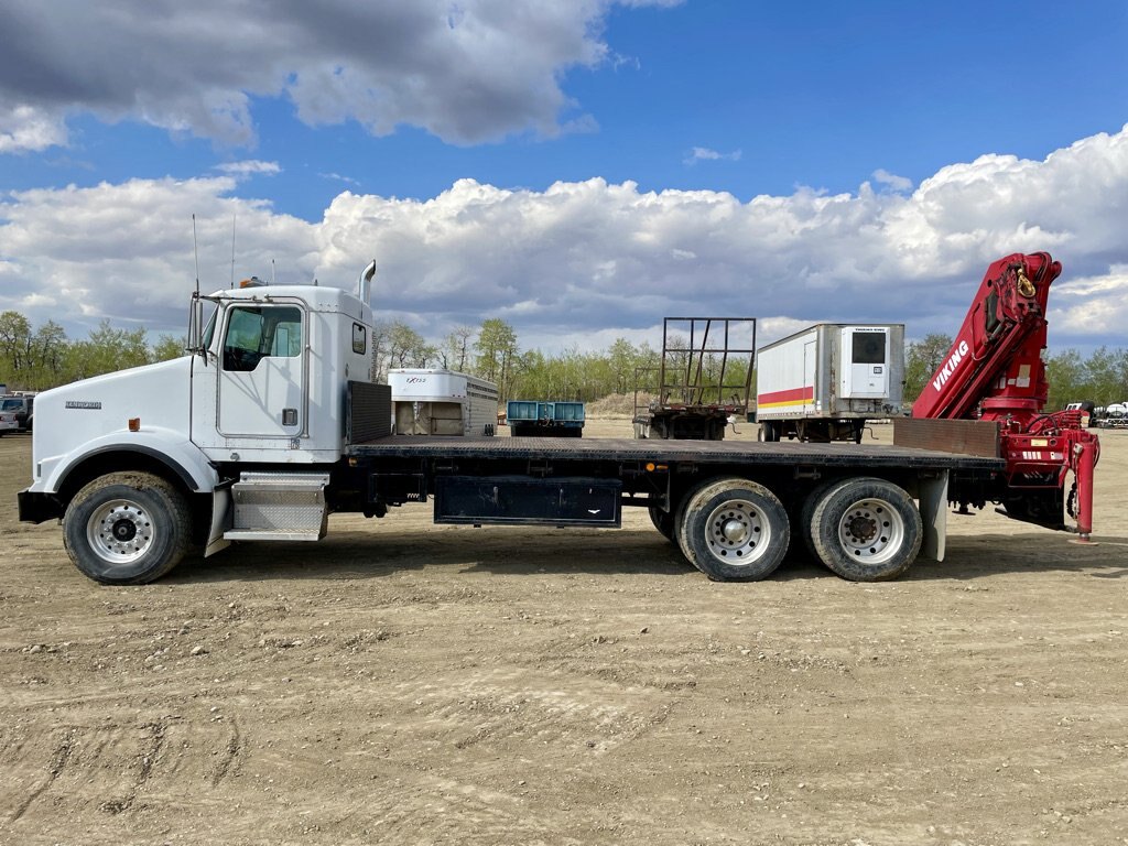1998 Kenworth T800 T/A Knuckle Picker Flatbed Truck