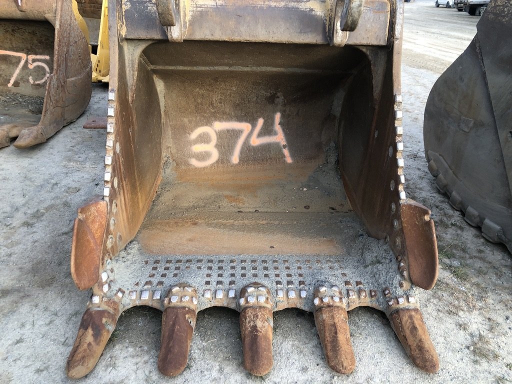 Caterpillar 374 68 inch Excavator Dig Bucket